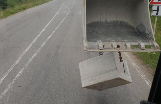 Bourání dálničního mostu Ostrovačice