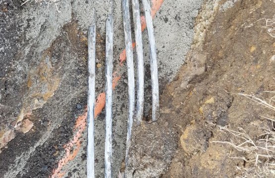 Pokládka vody, elektřiny, kanalizace