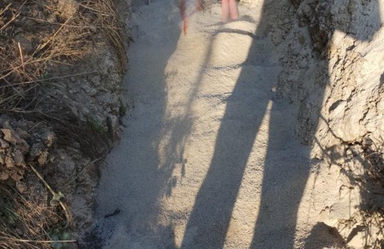 Pokládka vody, elektřiny, kanalizace